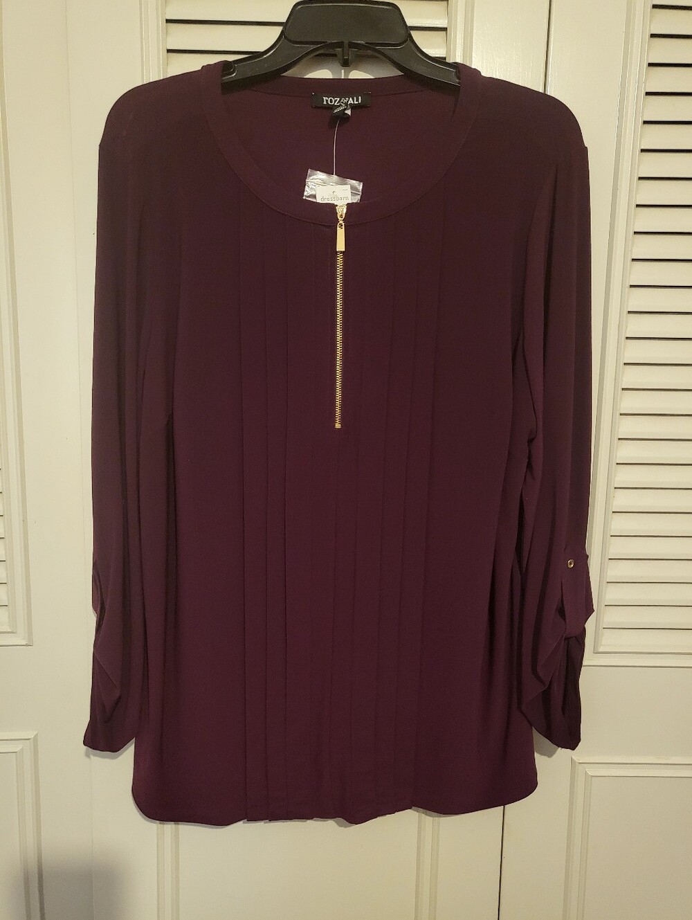 NWT  Roz & Ali Plum Long-Sleeve Zip-Front Pleated Blouse